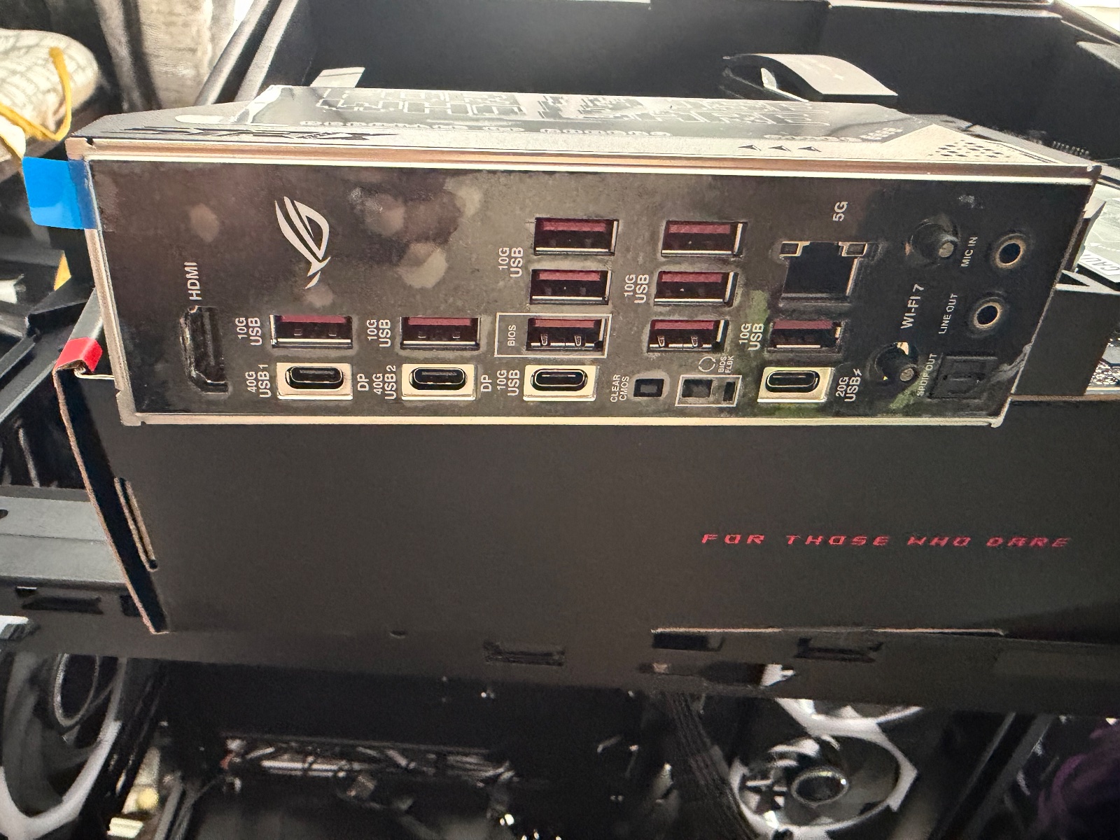 Asus ROG Strix X870E-E Gaming WiFi — photo 4